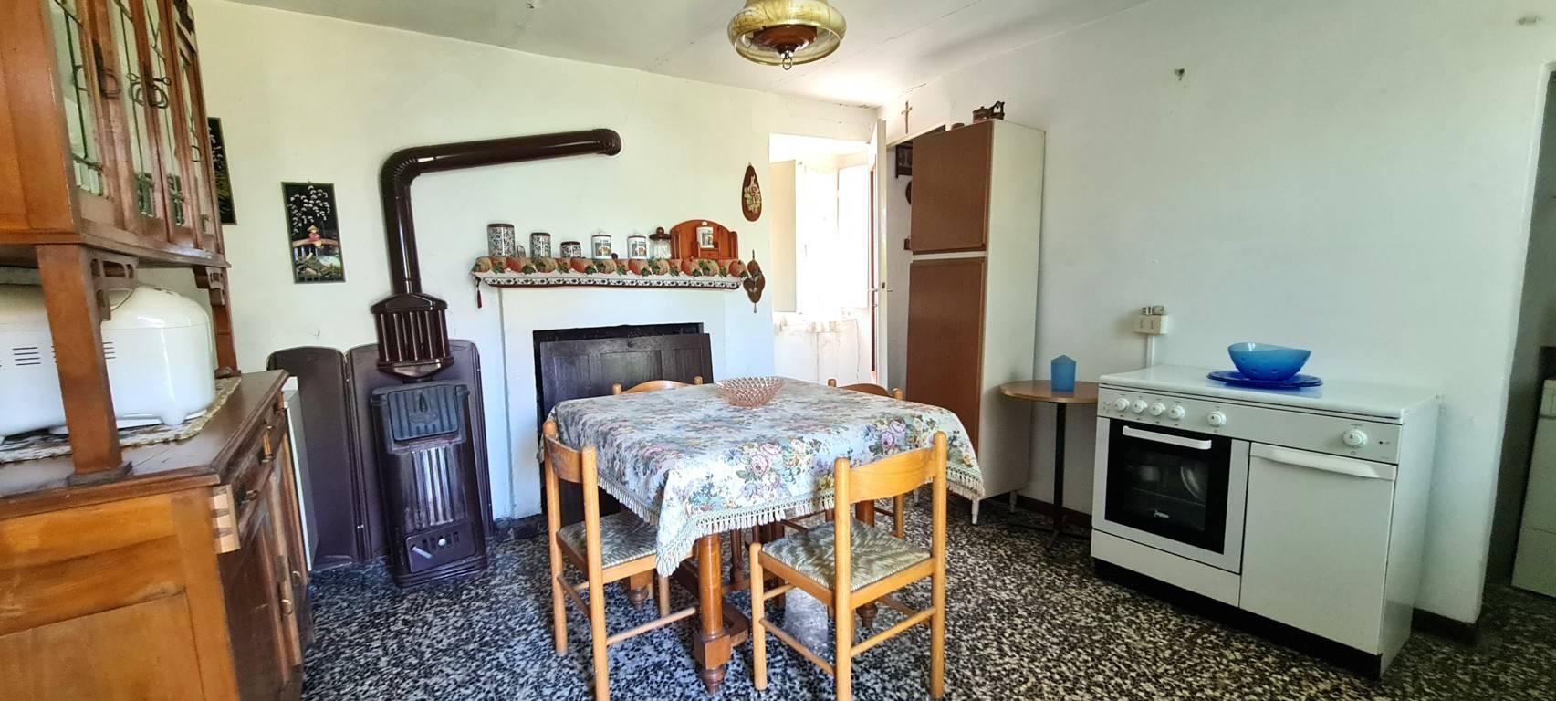 Villette a schiera in vendita a Montecalvo Versiggia