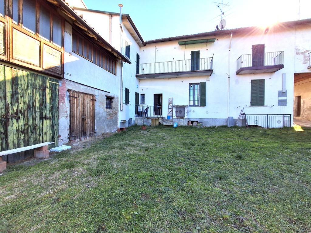 Appartamento in vendita a Casteggio