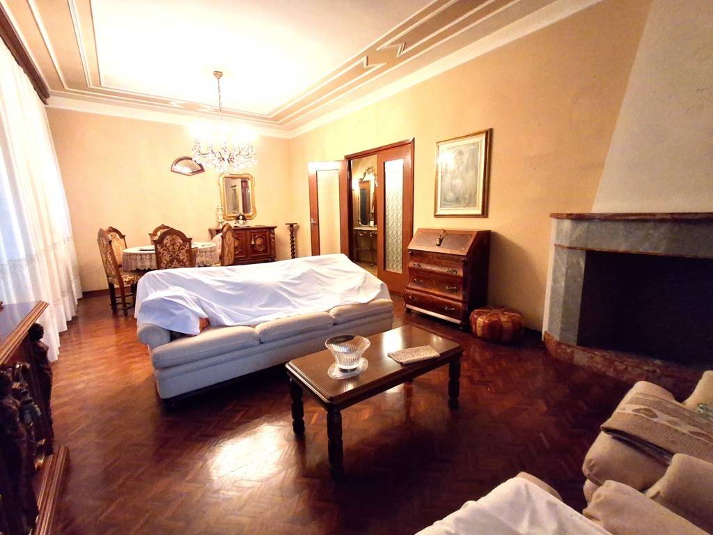 Casa singola in vendita a Voghera