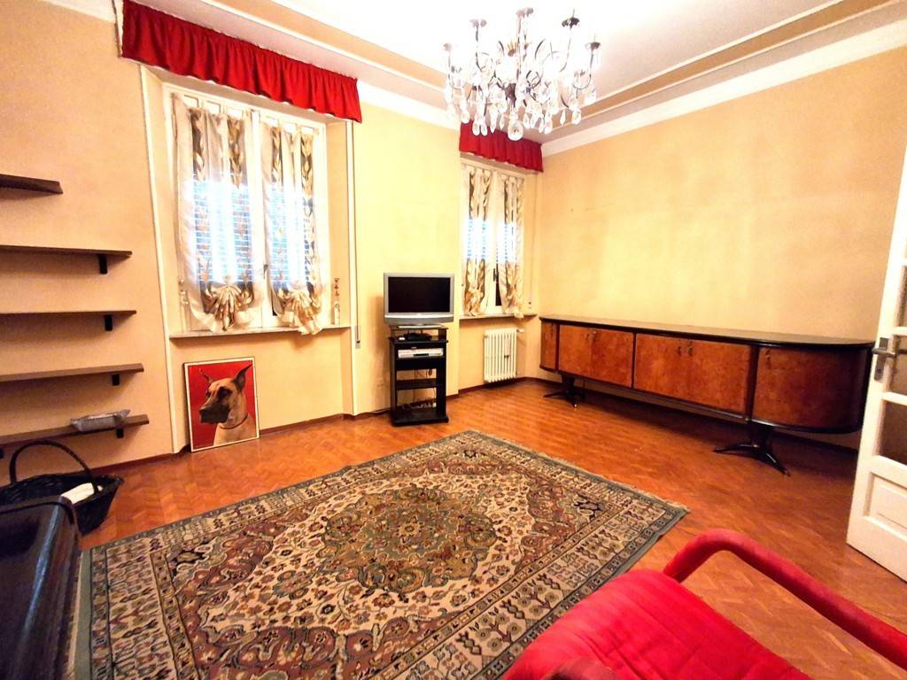 Casa singola in vendita a Voghera