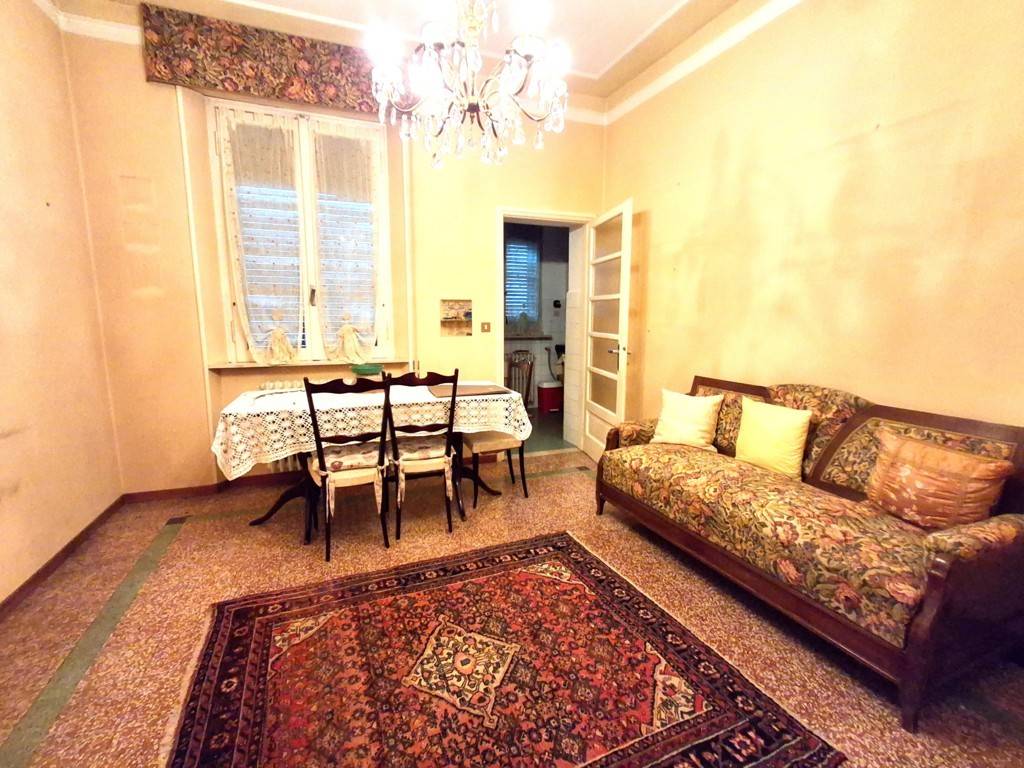 Casa singola in vendita a Voghera