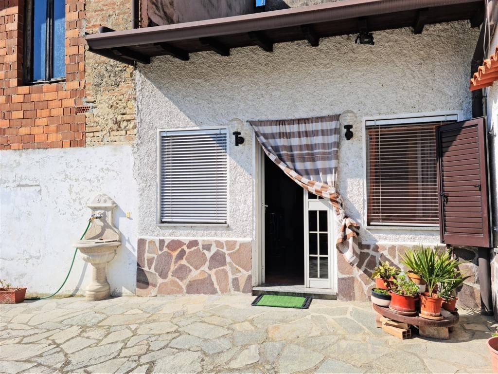 Casa singola in vendita a Borgo Priolo
