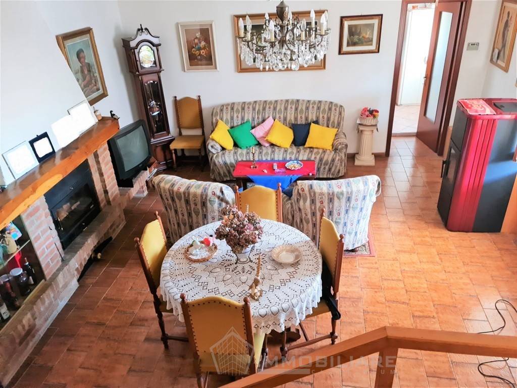 Casa singola in vendita a Borgo Priolo