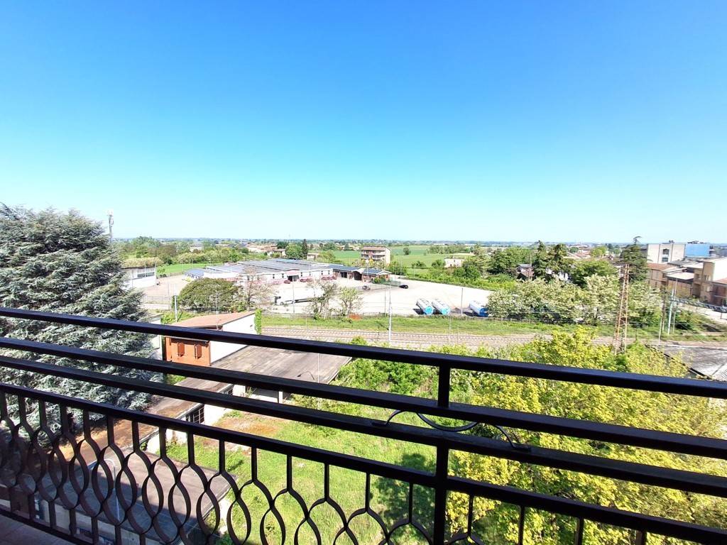 Appartamento in vendita a Casteggio