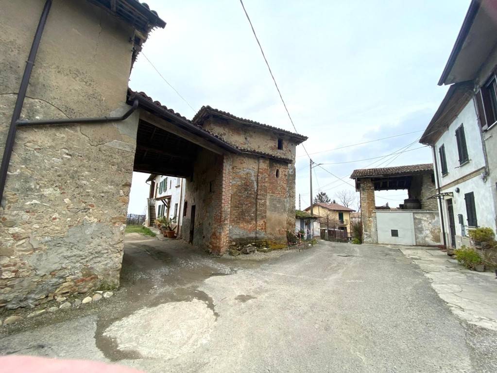 Rustico in vendita a Santa Giuletta