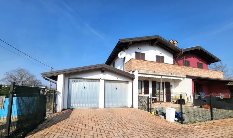 Villette a schiera in vendita a Bastida Pancarana