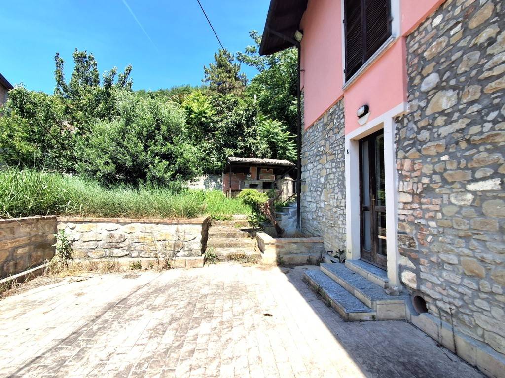 Casa singola in vendita a Borgo Priolo