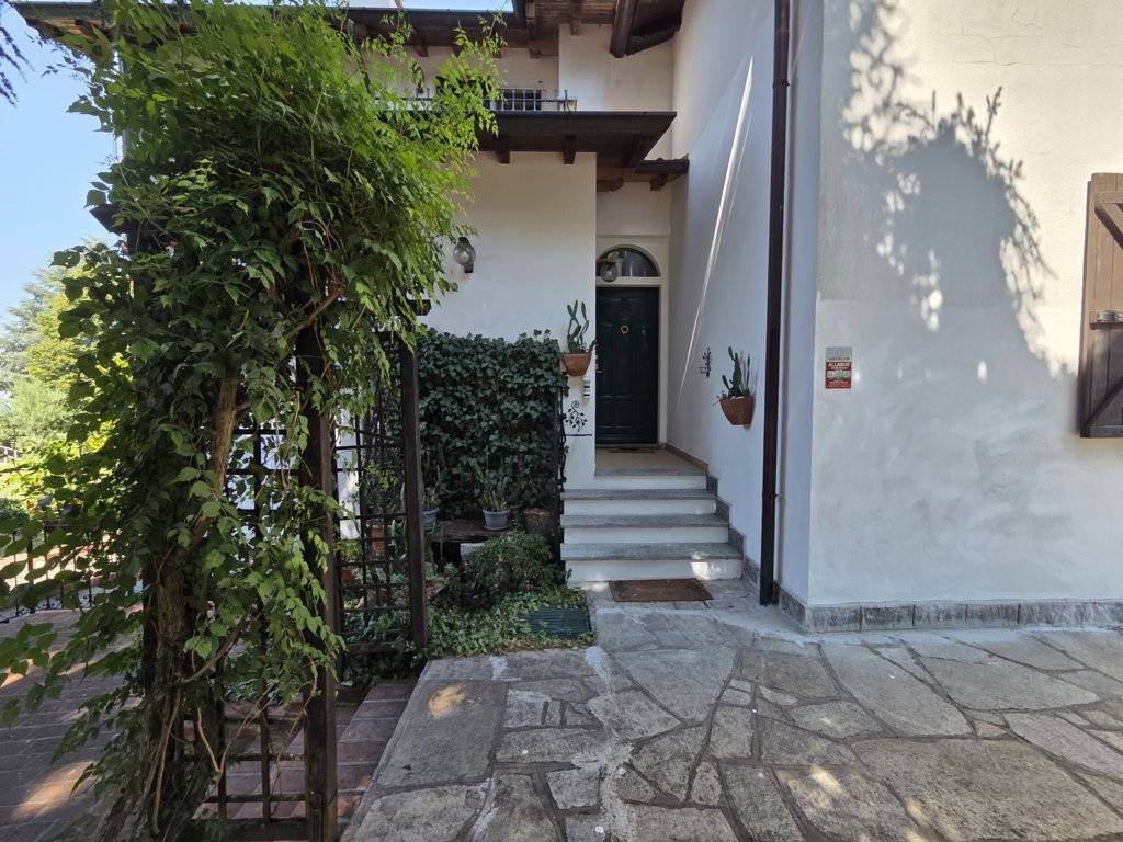 Villa in vendita a Stradella