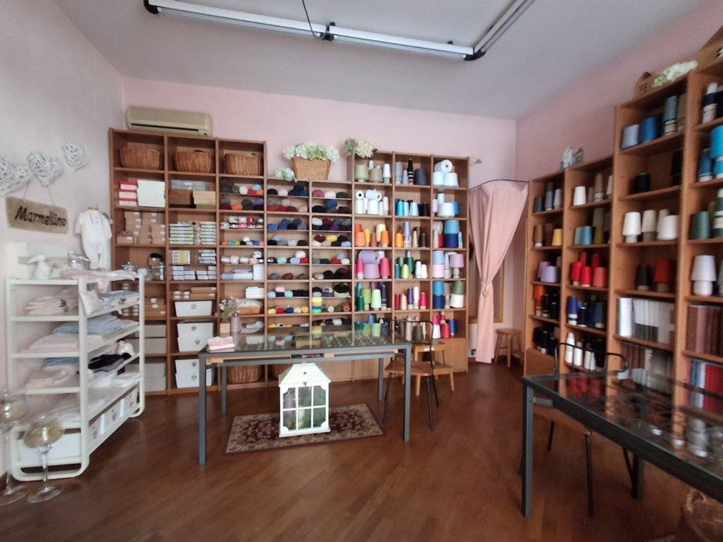 Attivit commerciale in vendita a Casteggio