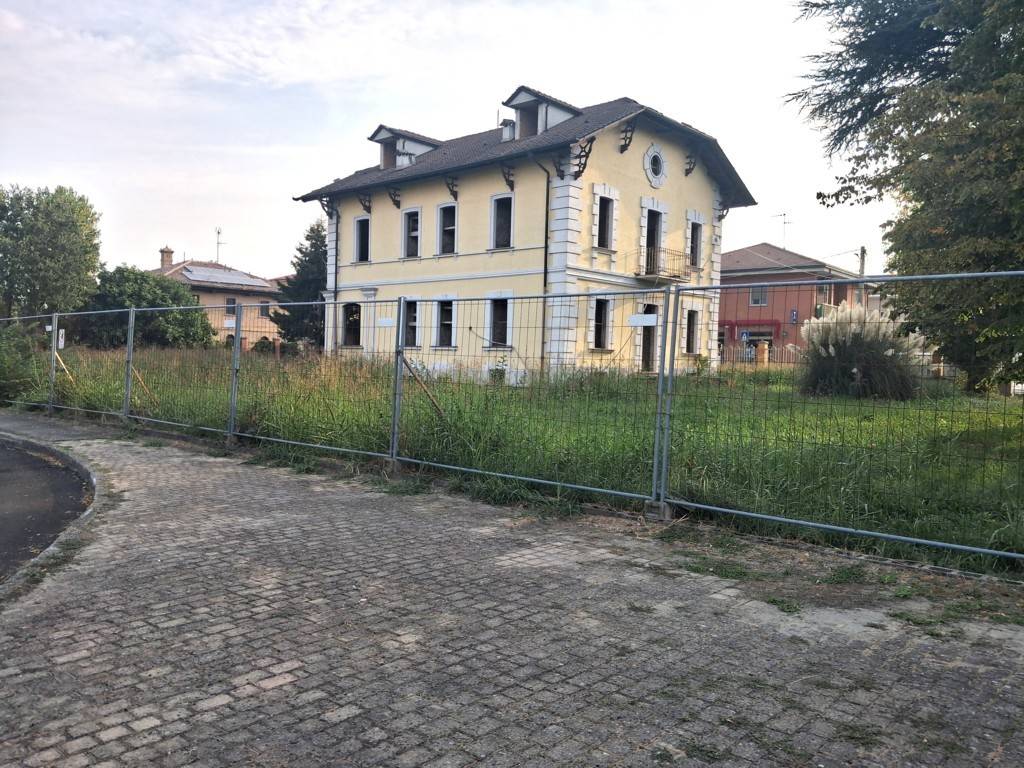 Casa singola in vendita a Bressana Bottarone