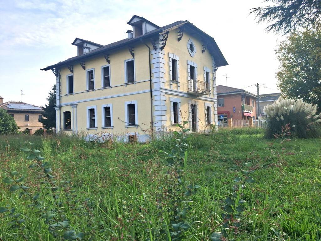 Casa singola in vendita a Bressana Bottarone