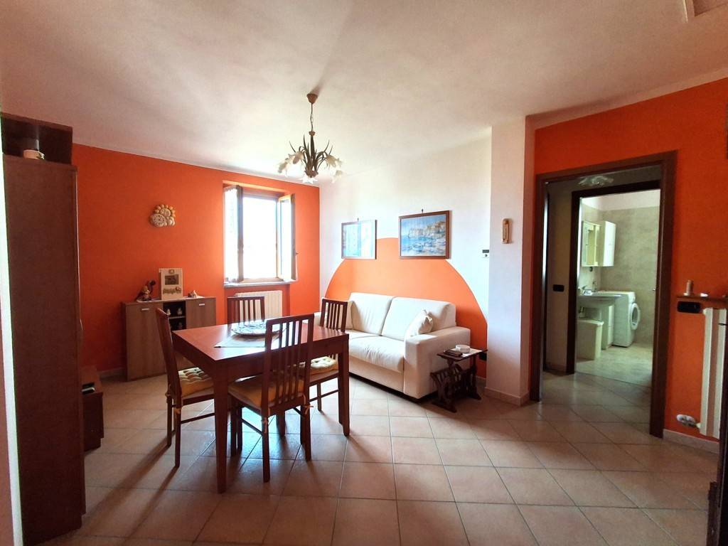 Appartamento in vendita a Santa Giuletta