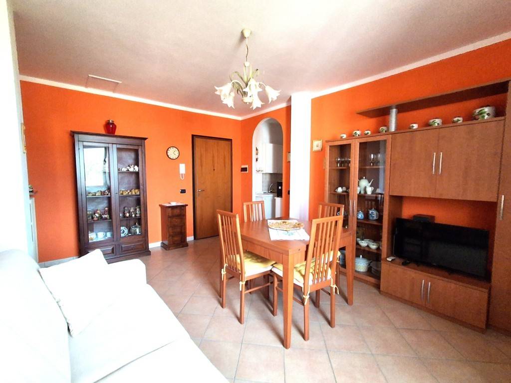 Appartamento in vendita a Santa Giuletta
