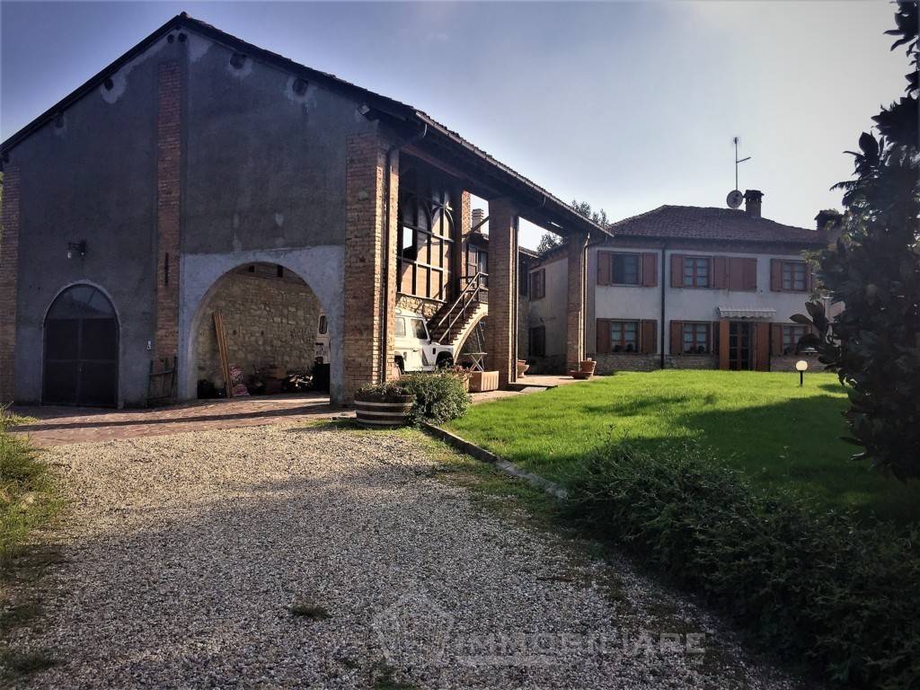 Casa singola in vendita a Fortunago