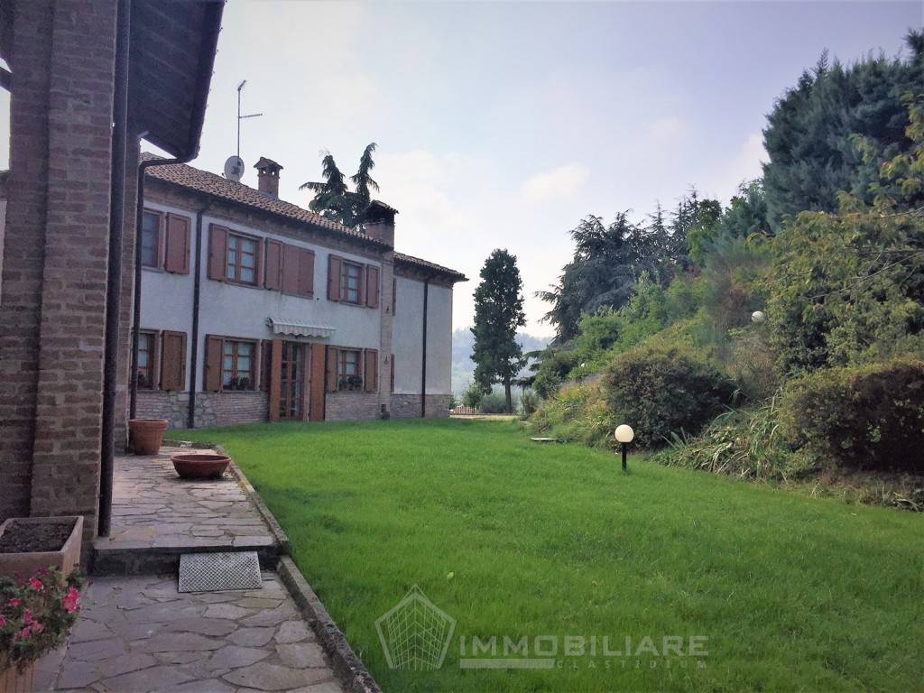 Casa singola in vendita a Fortunago