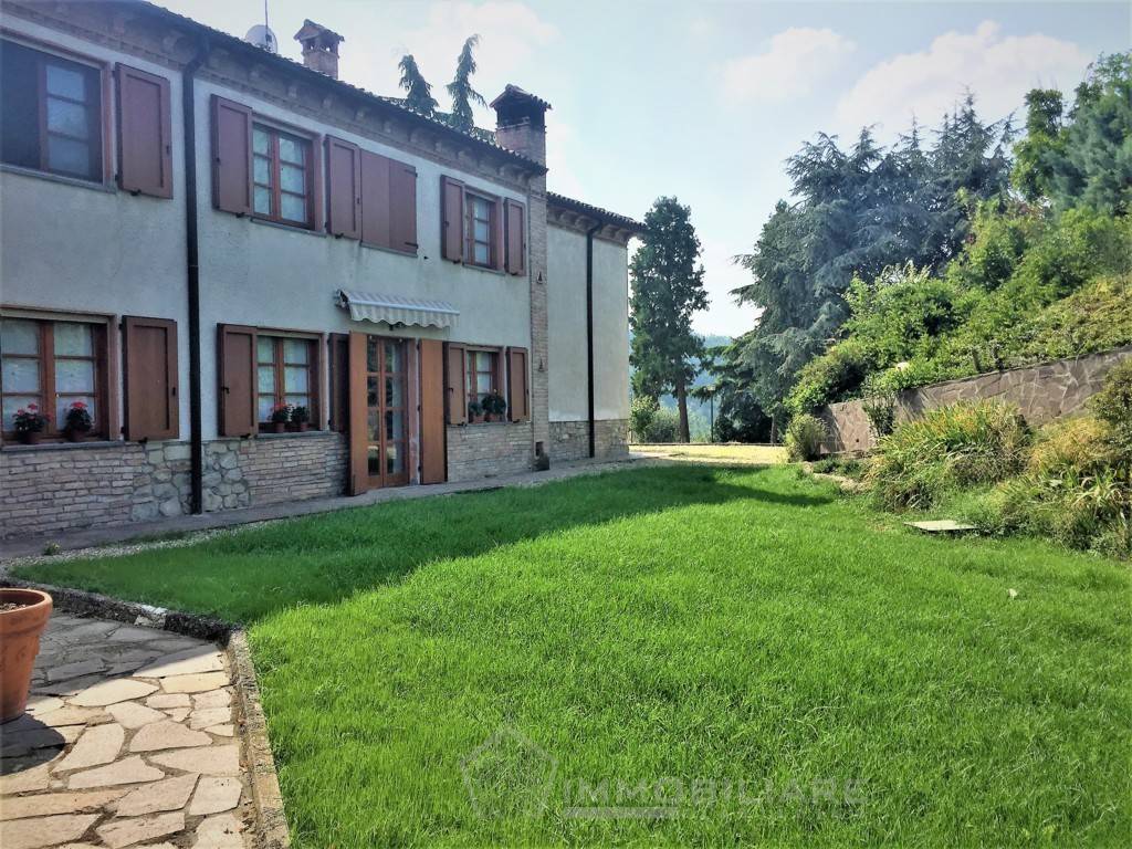 Casa singola in vendita a Fortunago