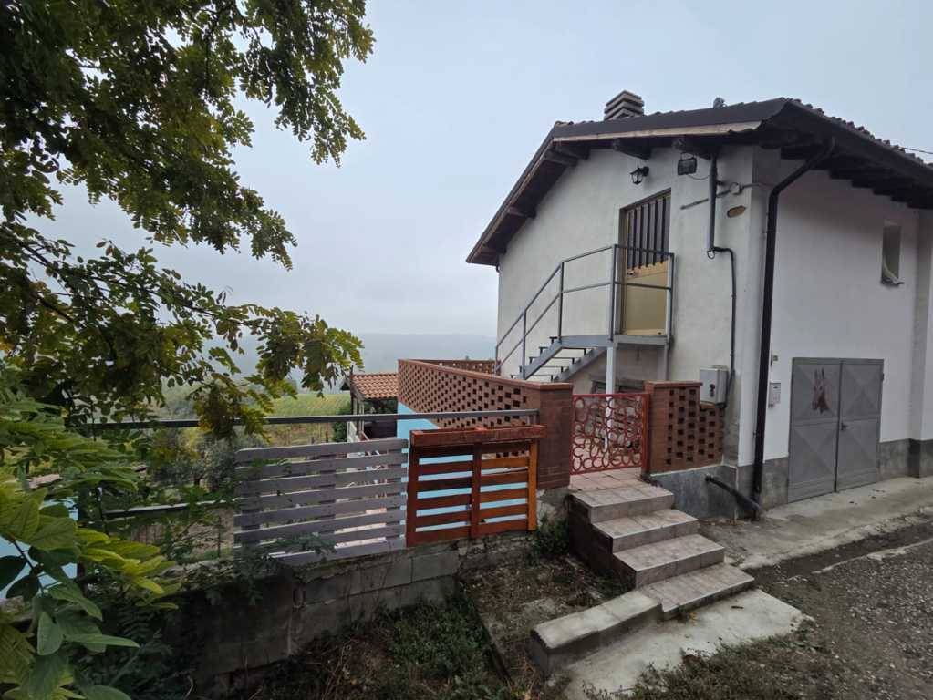 Casa singola in vendita a Montalto Pavese
