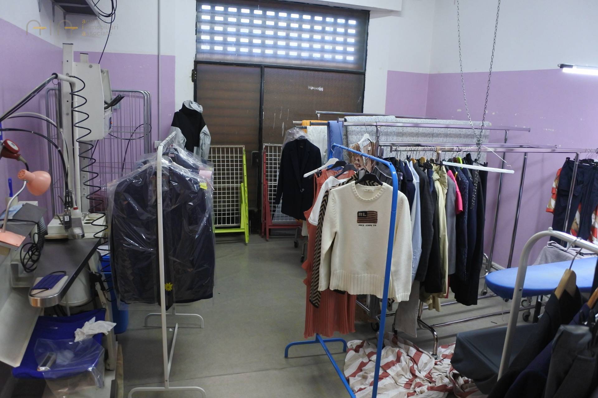 Attivit commerciale in vendita a Grottammare, Centrale (tra La ss16 e ferrovia, fino al fiume Tesino