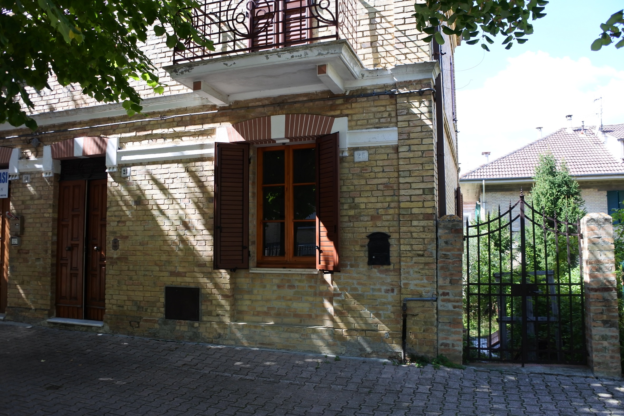 Casa cielo - terra in vendita a Offida, Centrale (fuori Mura Medievali)