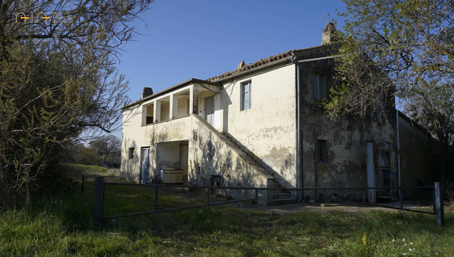 Casale Colonico Rustico in vendita a Offida, Borgo Miriam