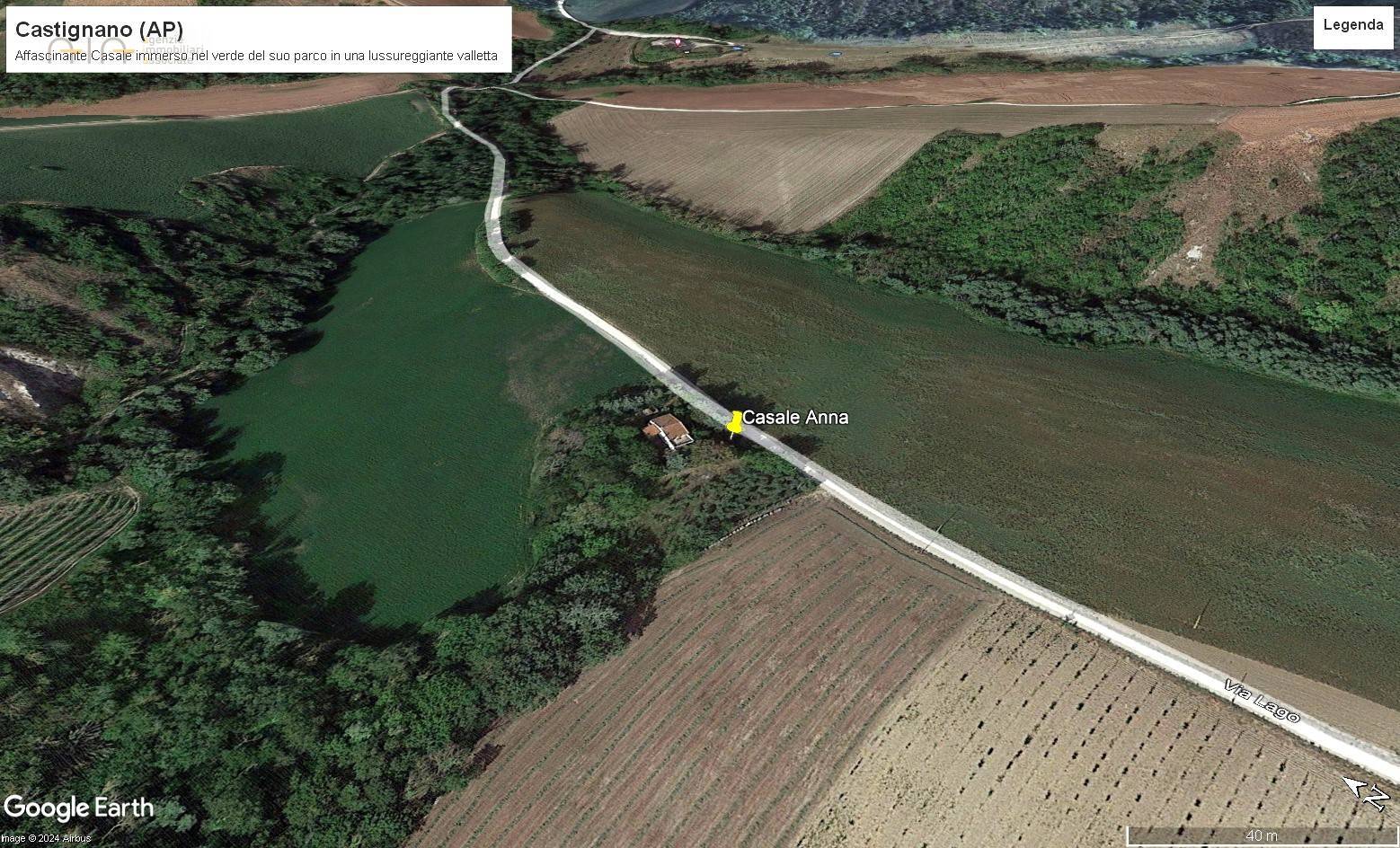 Casale Colonico Rustico in vendita a Castignano