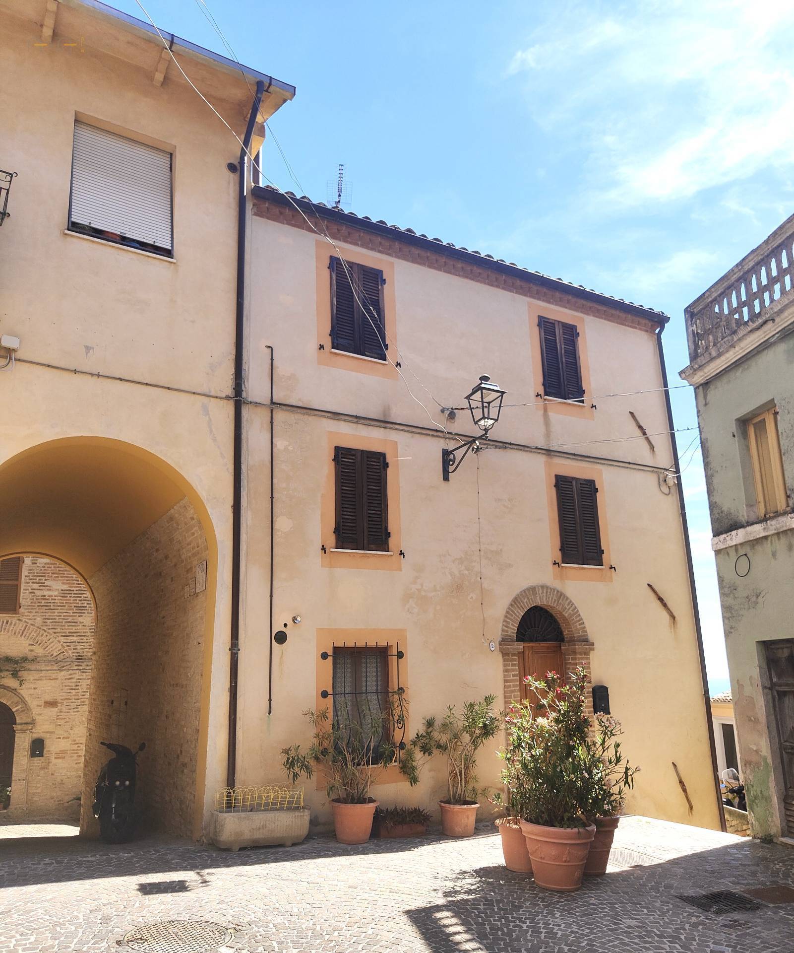 Casa cielo - terra in vendita a Massignano, Centrale / Centro Storico