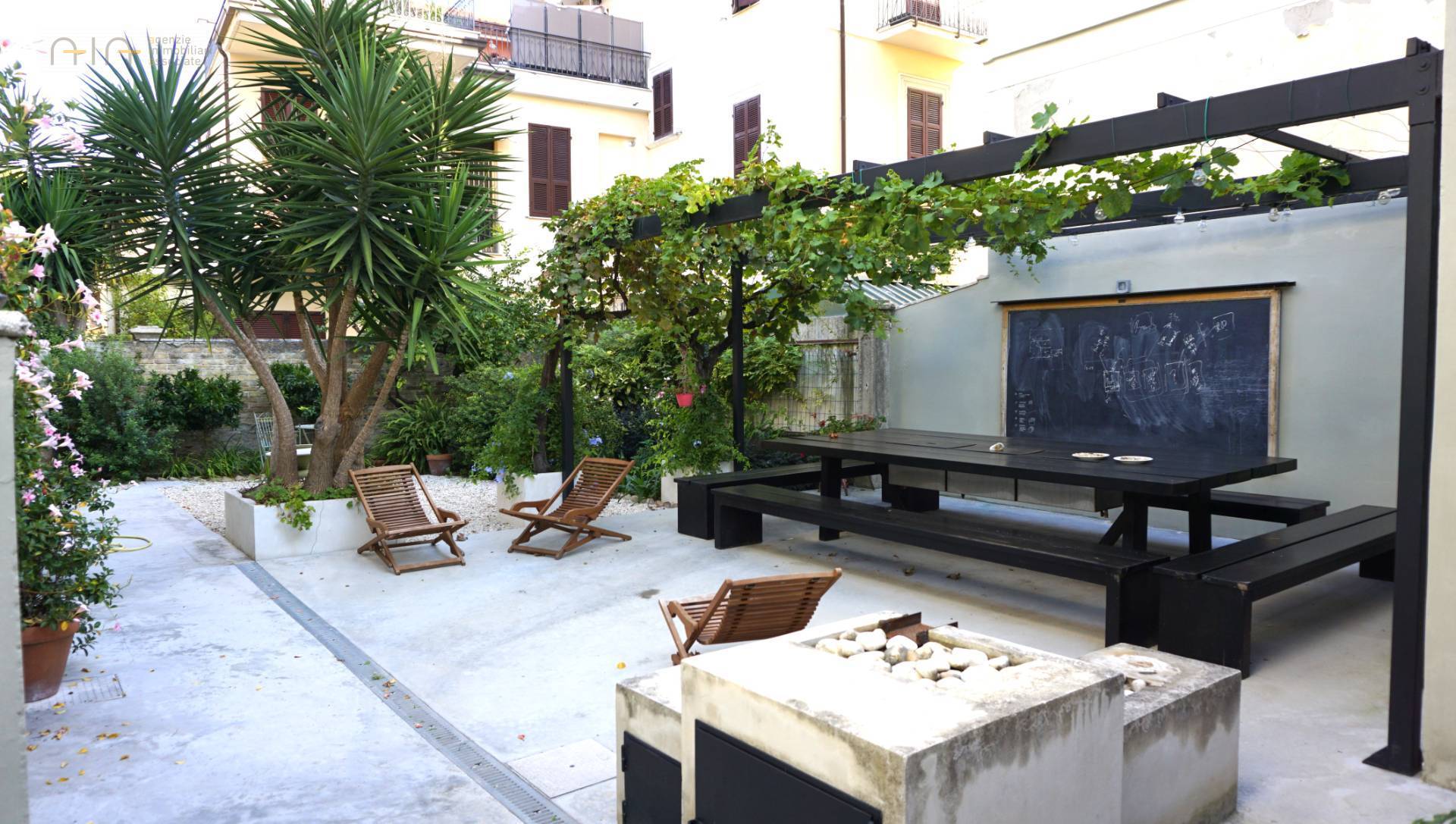 Villa singola in vendita a Grottammare, Centrale (tra La ss16 e ferrovia, fino al fiume Tesino)