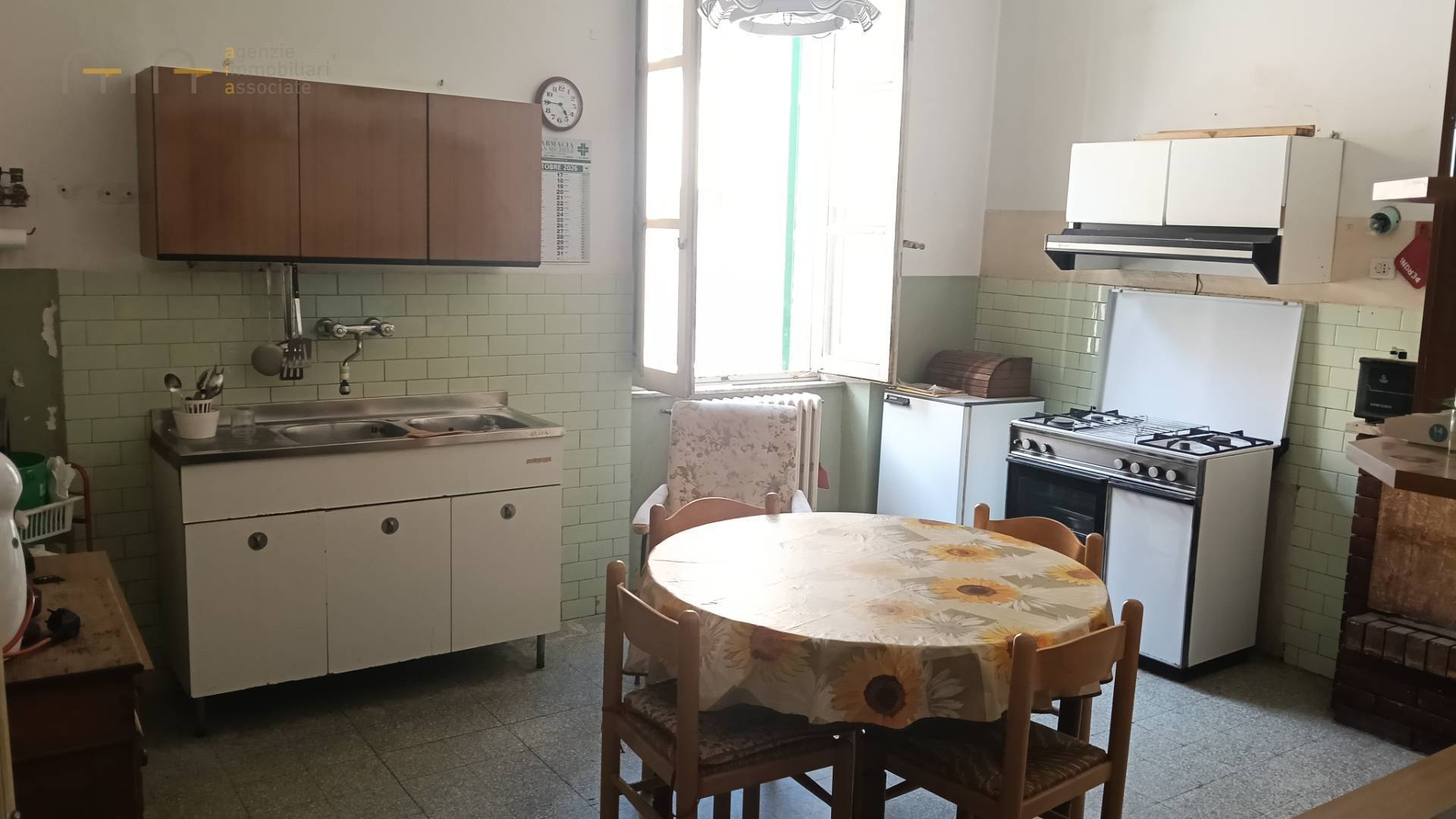 Casa cielo - terra in vendita a Castignano, Centrale / Centro Storico