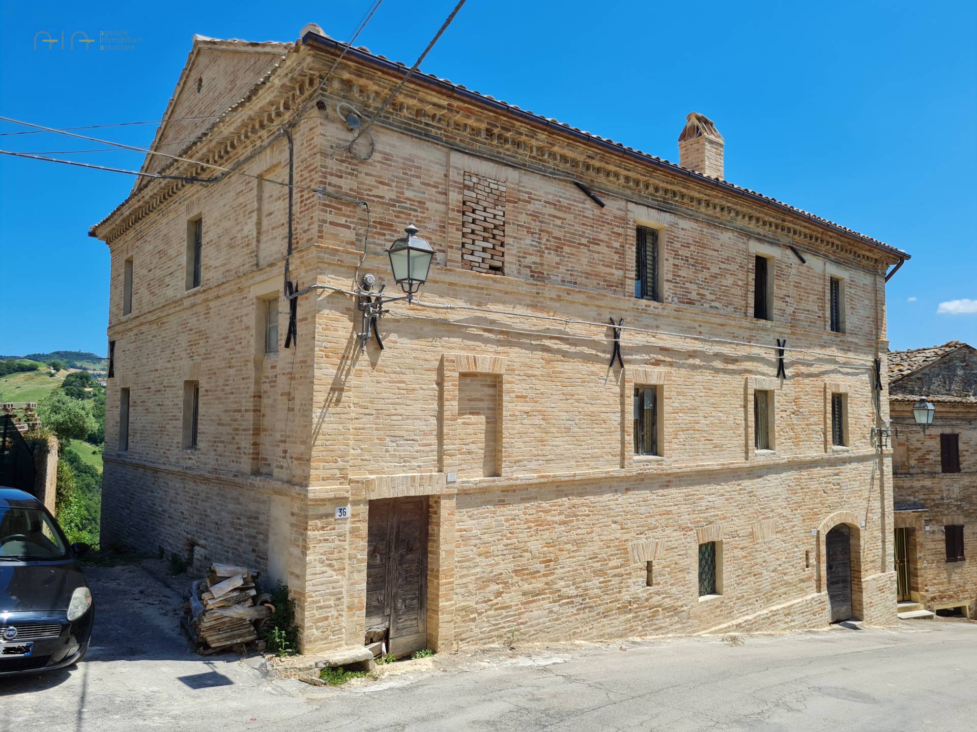 Stabile / Palazzo in vendita a Ponzano di Fermo, Torchiaro