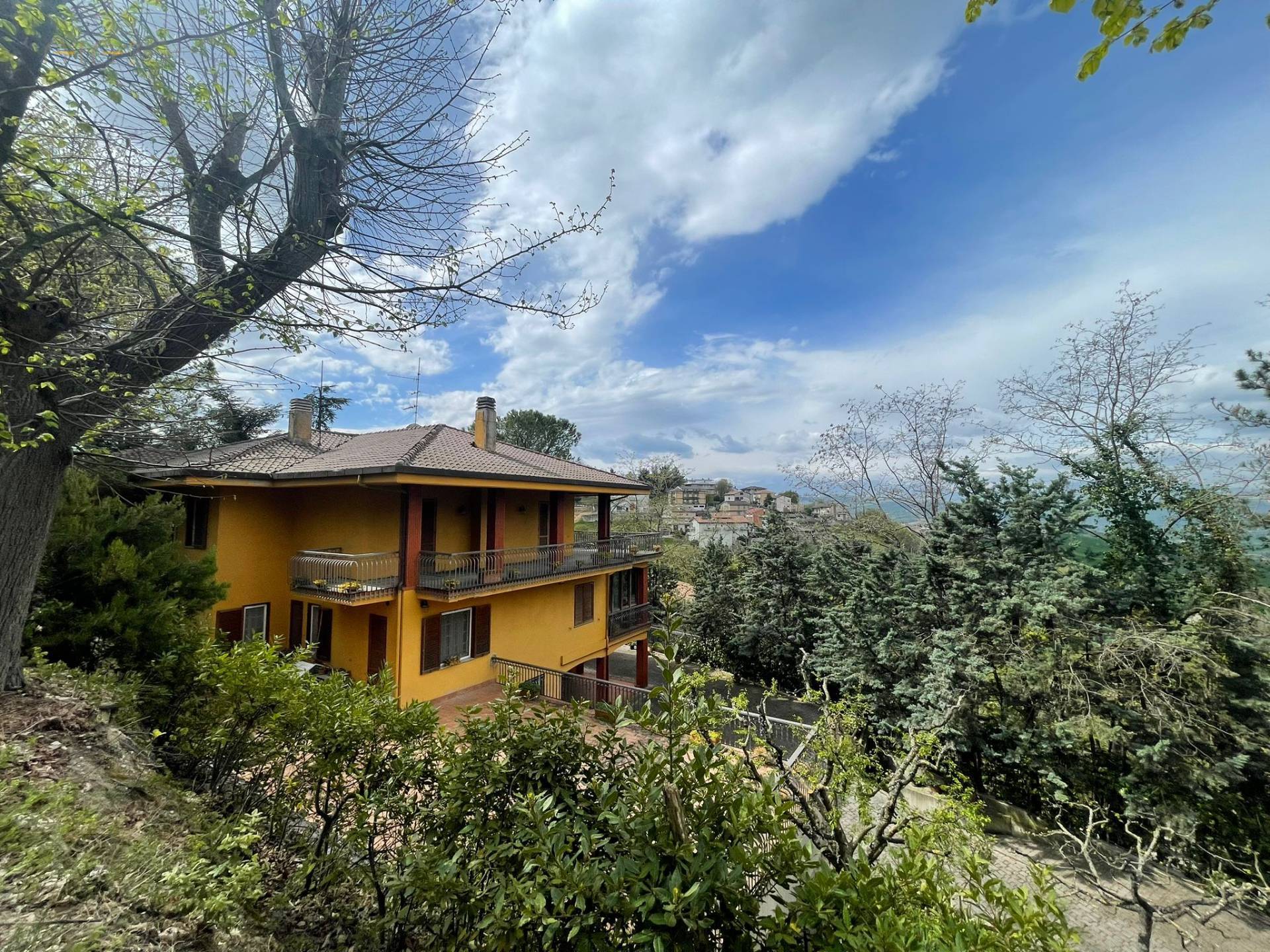 Casa cielo - terra in vendita a Montappone, Collinare