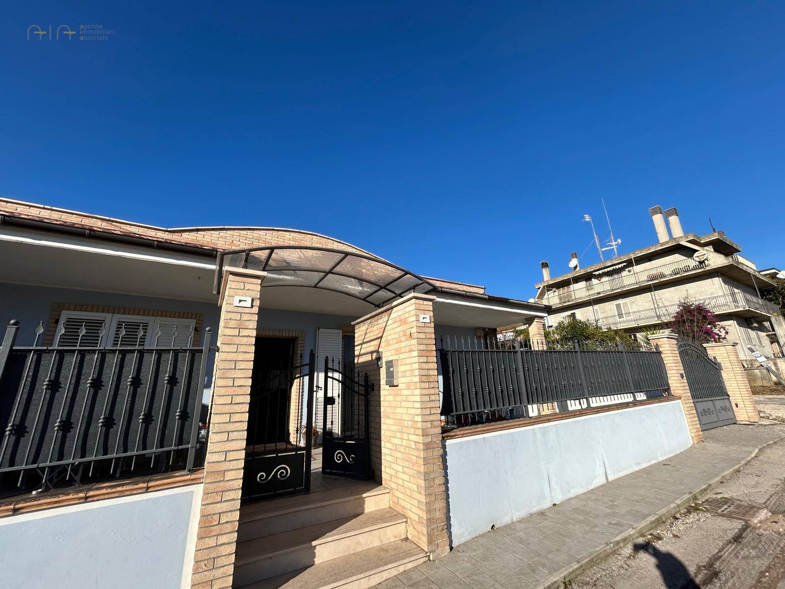 Villa singola in vendita a San Benedetto del Tronto, Porto D'ascoli residenziale