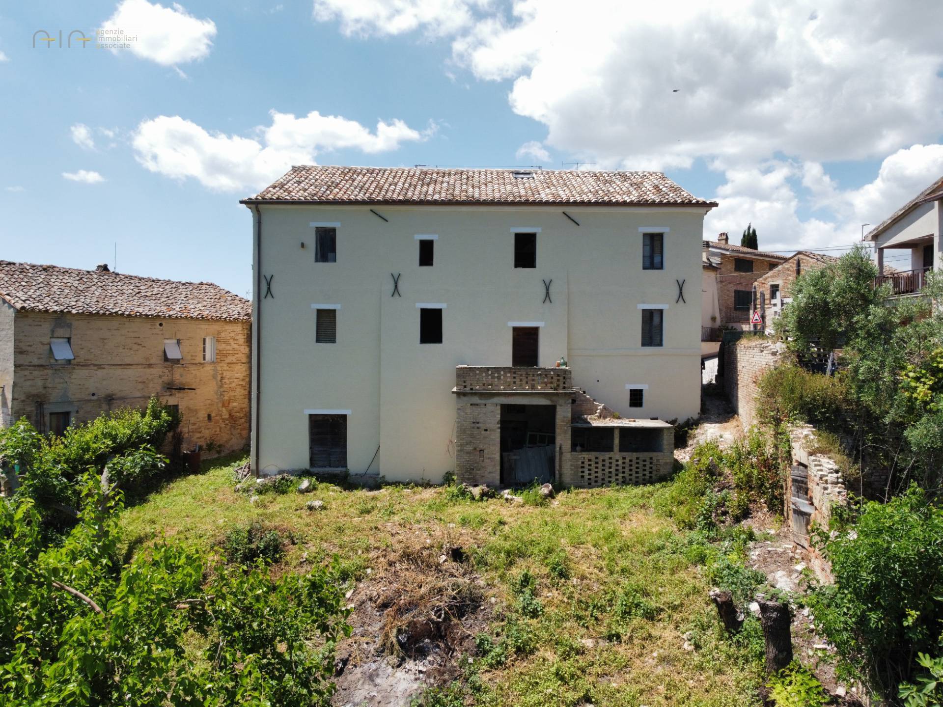 Stabile / Palazzo in vendita a Ponzano di Fermo, Torchiaro
