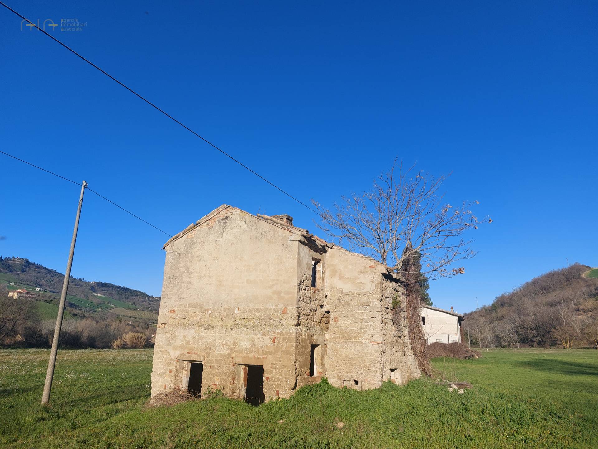Casale Colonico Rustico in vendita a Ripatransone, Val Tesino