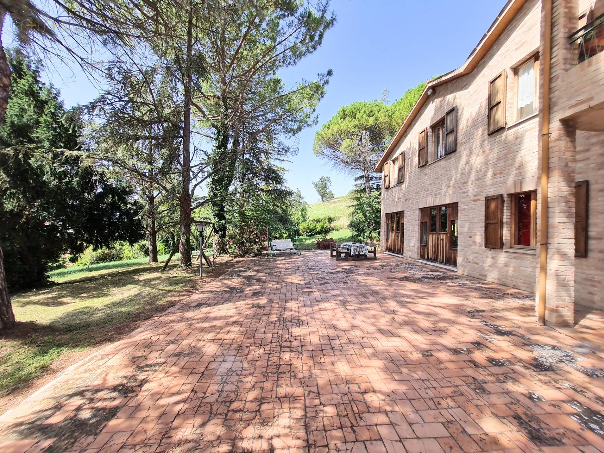 Casale Colonico Rustico in vendita a San Ginesio