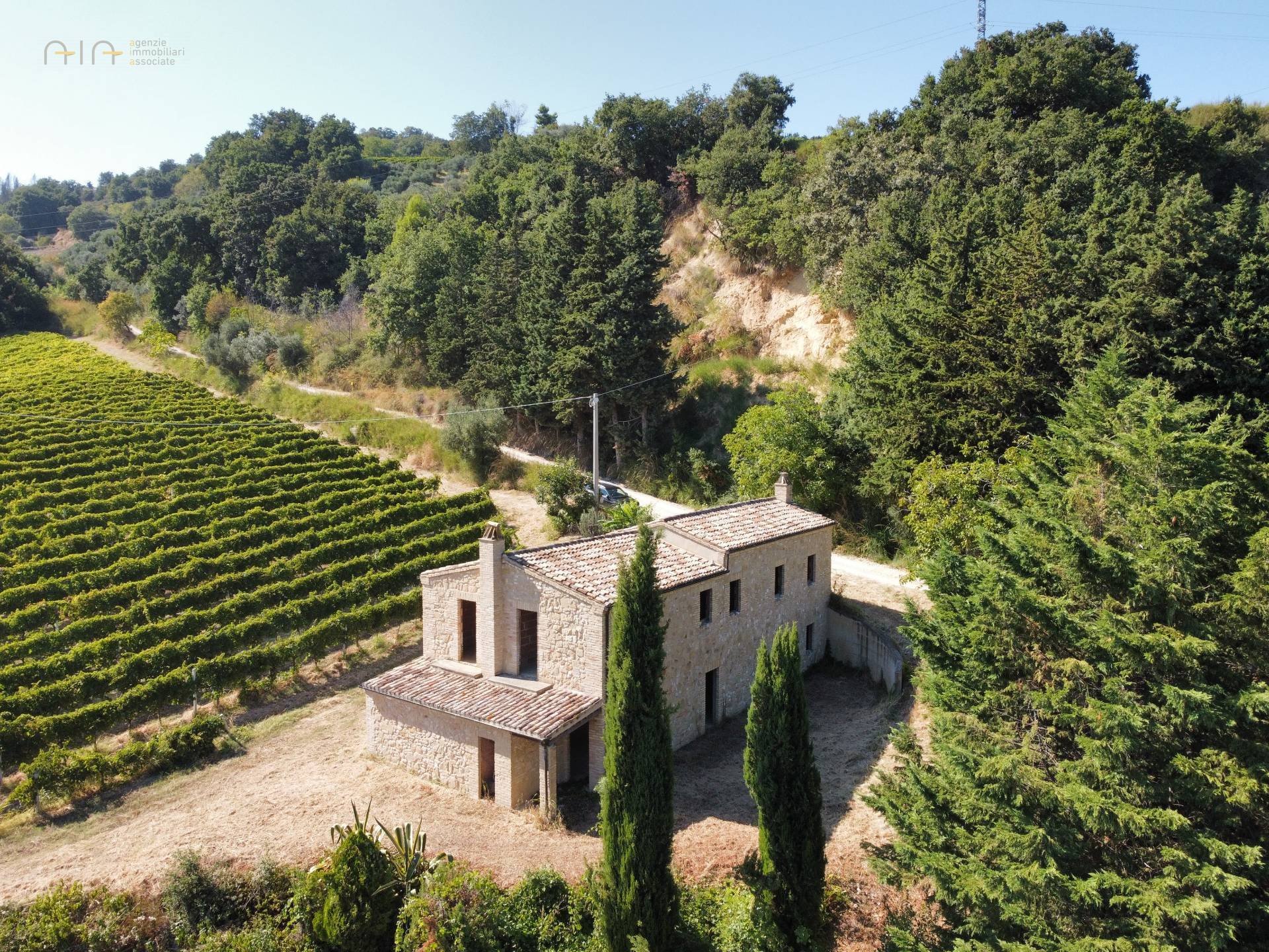 Casale Colonico Rustico in vendita a Ripatransone, Collinare