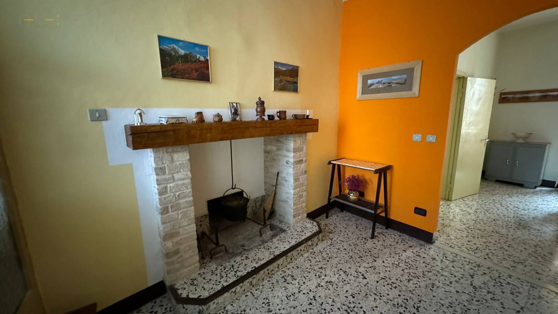 Casa cielo - terra in vendita a Rotella, Centrale / Centro Storico