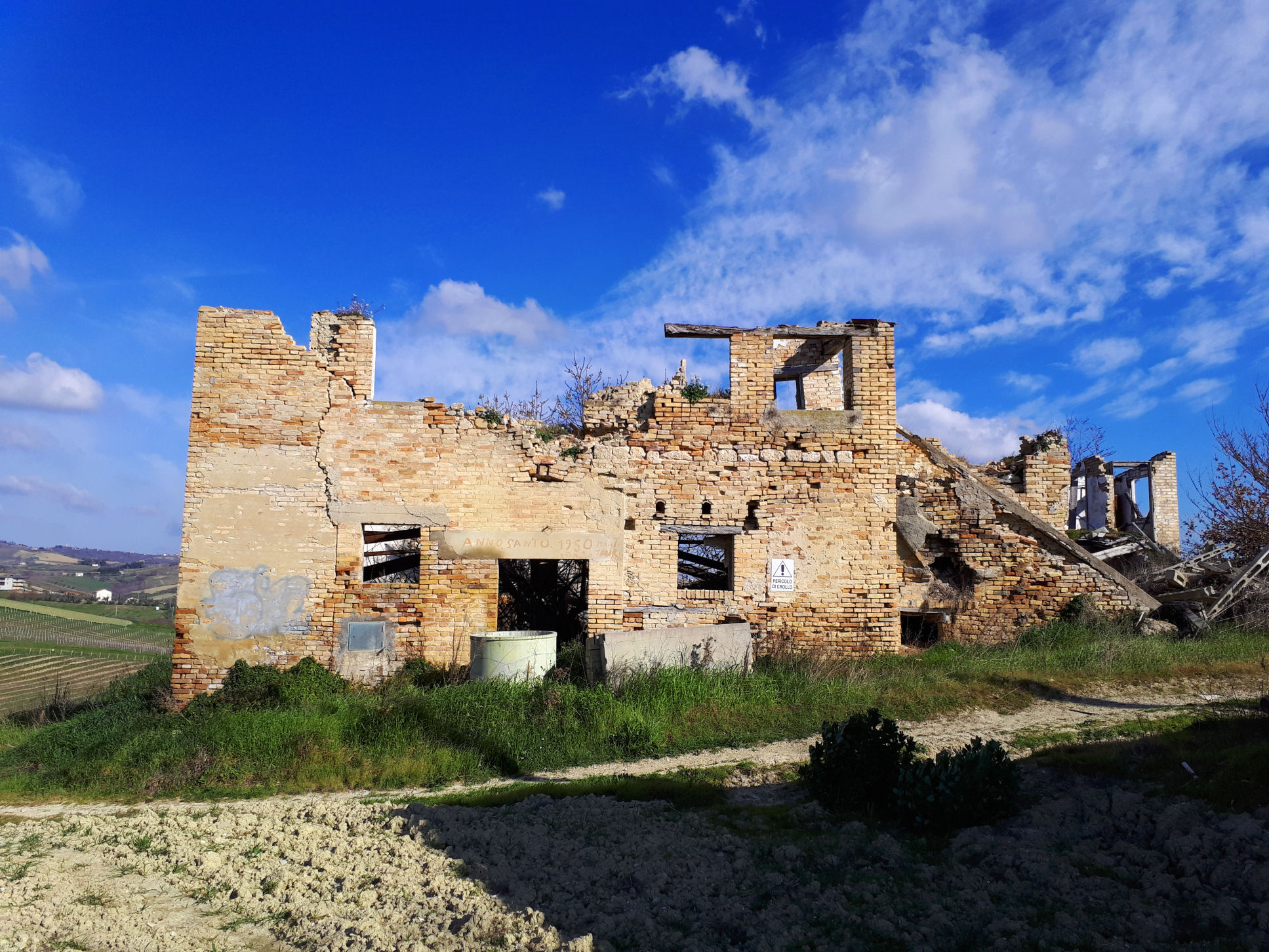 Casale Colonico Rustico in vendita a Appignano del Tronto, Collinare