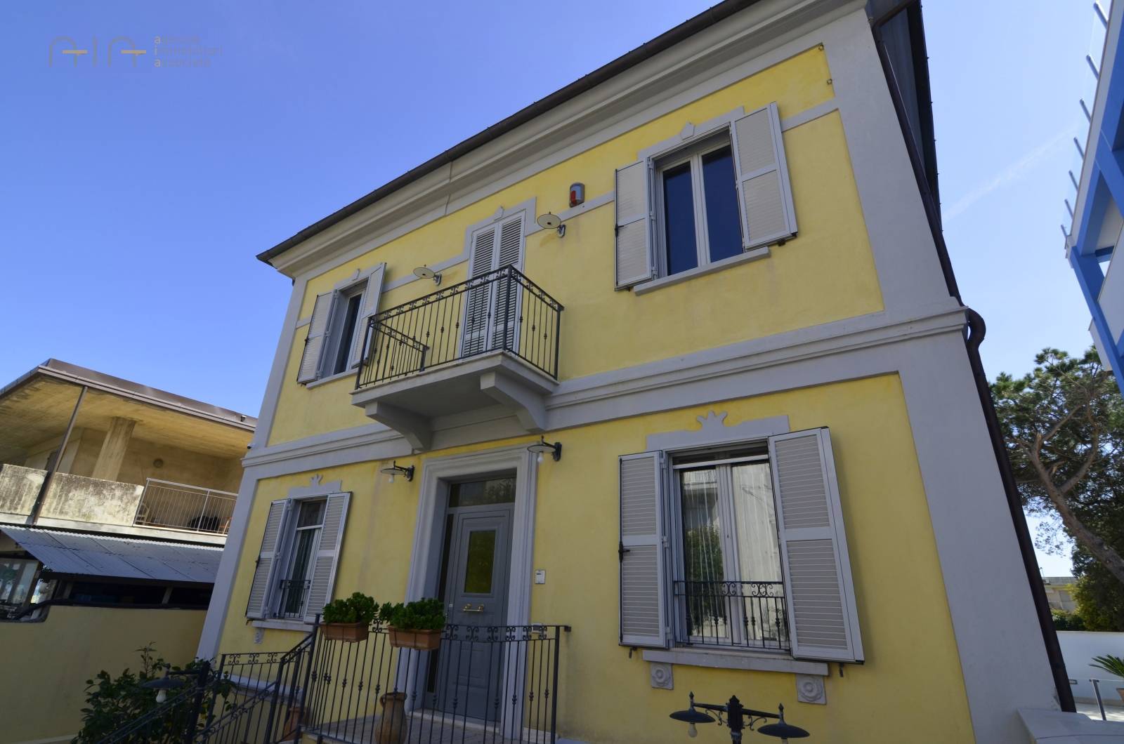 Villa singola in vendita a Grottammare, Lungomare nord (zona tra spiaggia e ferrovia, a nord del Tes