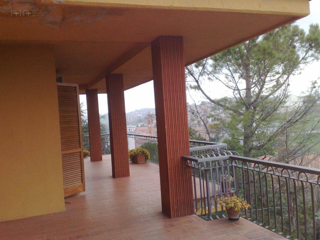 Casa cielo - terra in vendita a Montappone, Collinare