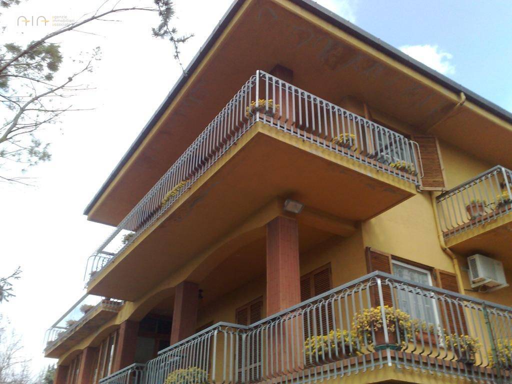 Casa cielo - terra in vendita a Montappone, Collinare