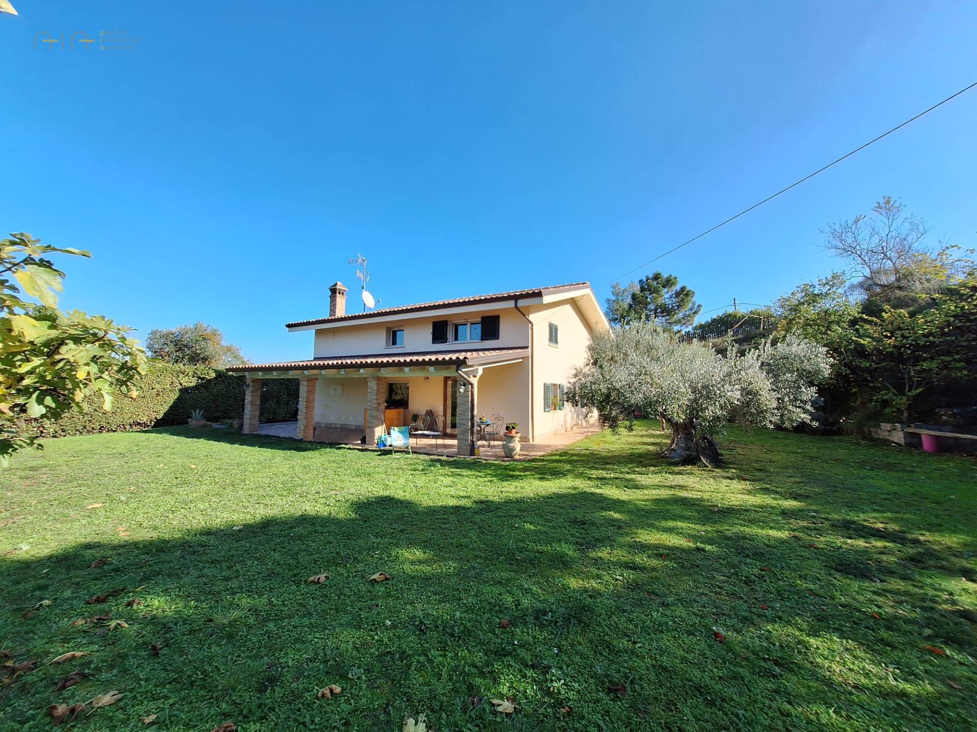 Casale Colonico Rustico in vendita a Ripatransone, Collinare