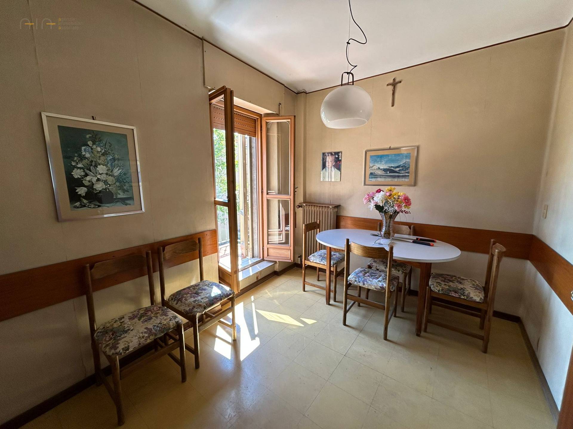 Casa cielo - terra in vendita a Carassai, Centrale / Centro Storico