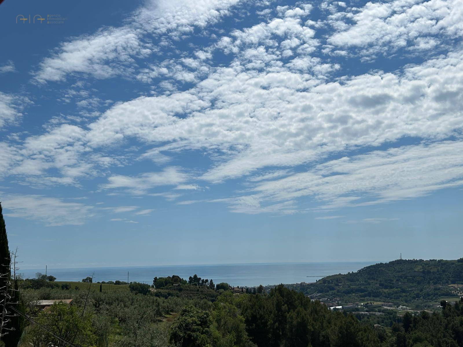 Villa singola in vendita a Grottammare, Collinare (zona di campagna interna)