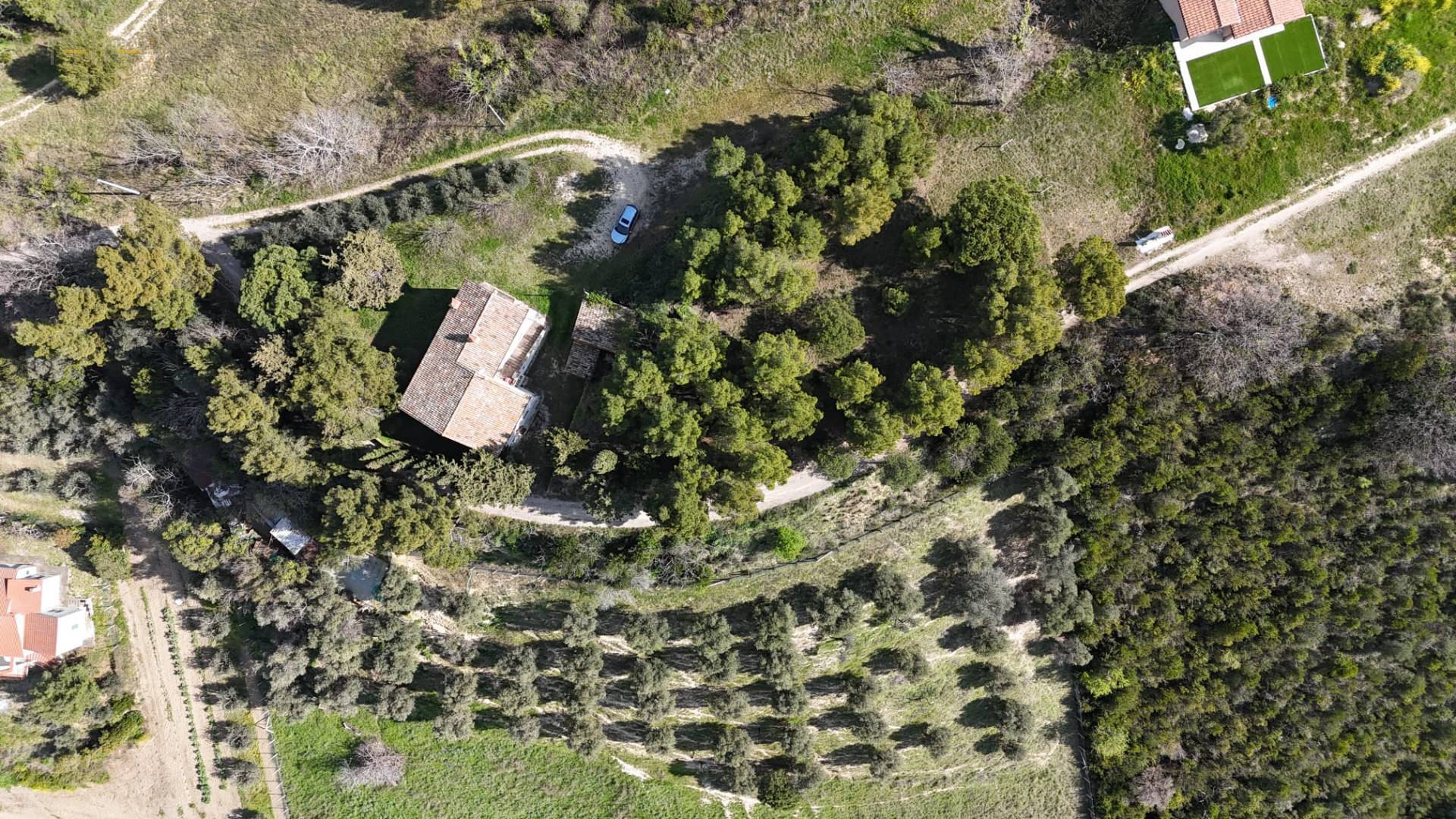 Casale Colonico Rustico in vendita a Acquaviva Picena, Collinare (esposizione verso il mare)