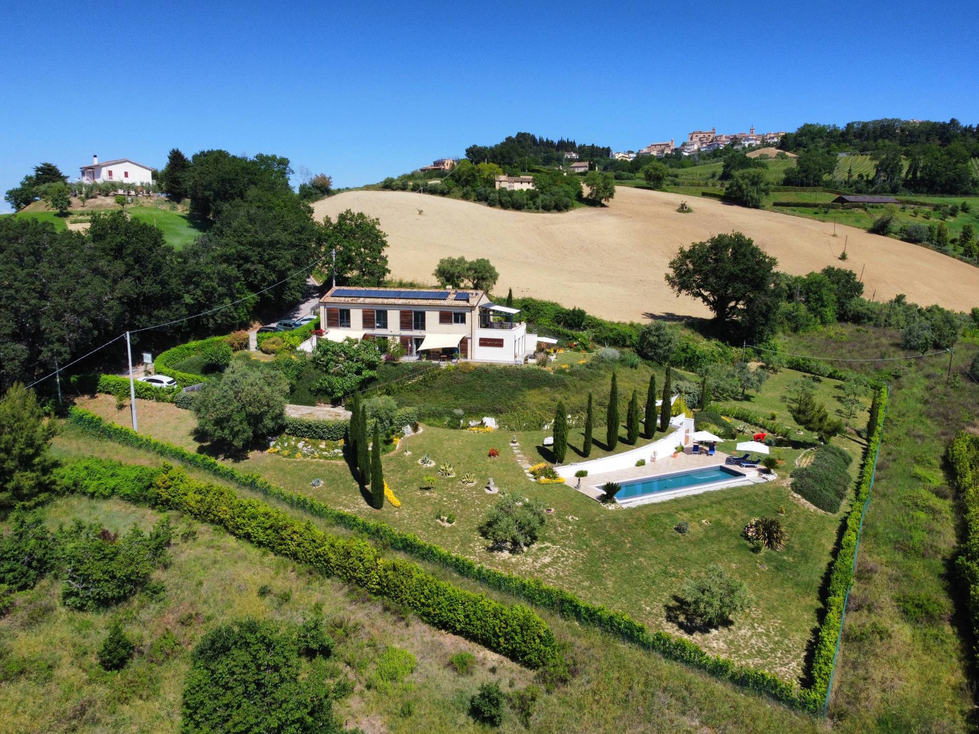 Casale Colonico Rustico in vendita a Montefiore dell'Aso, Menocchia