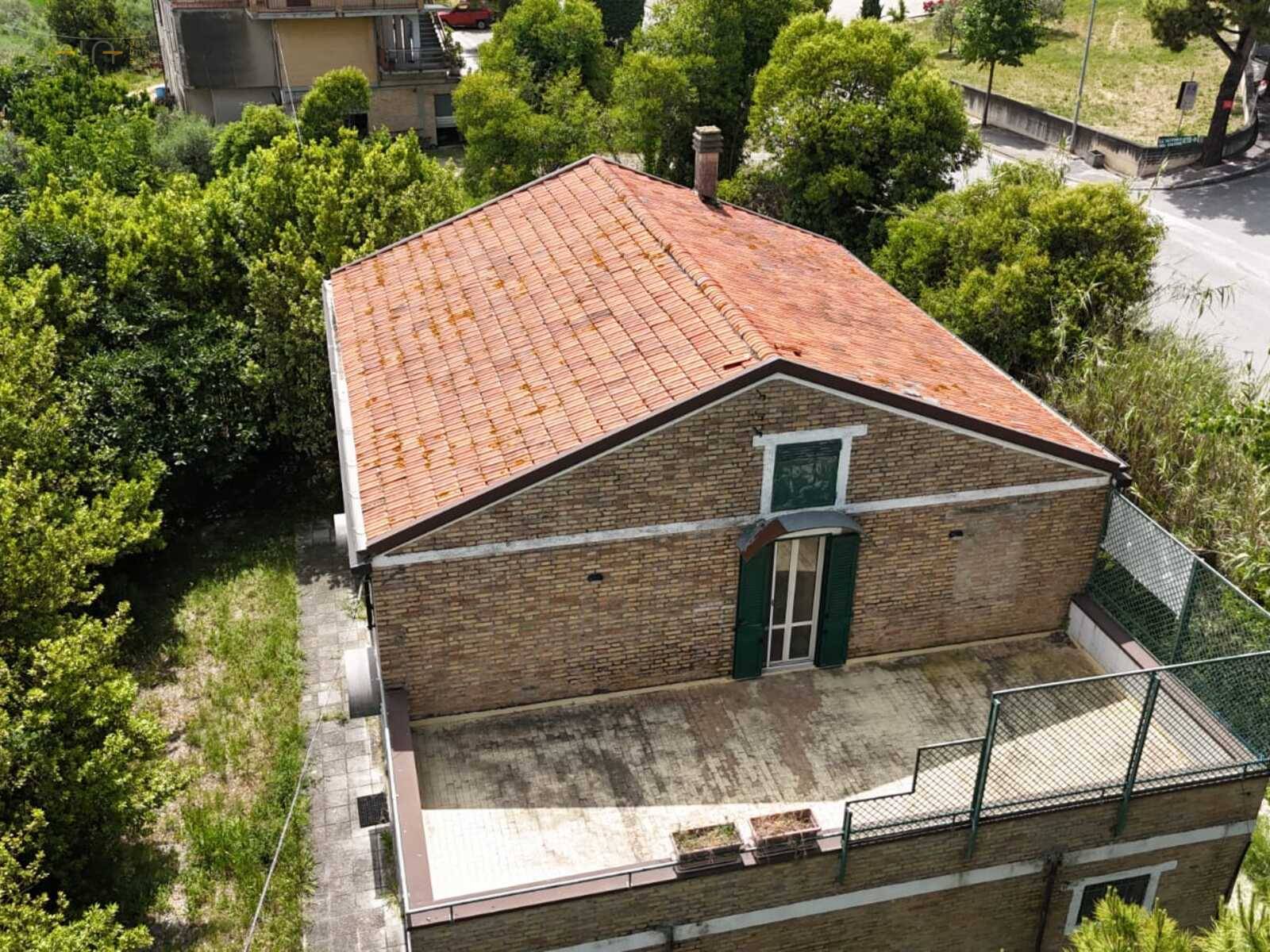 Casale Colonico Rustico in vendita a Offida, Borgo Miriam