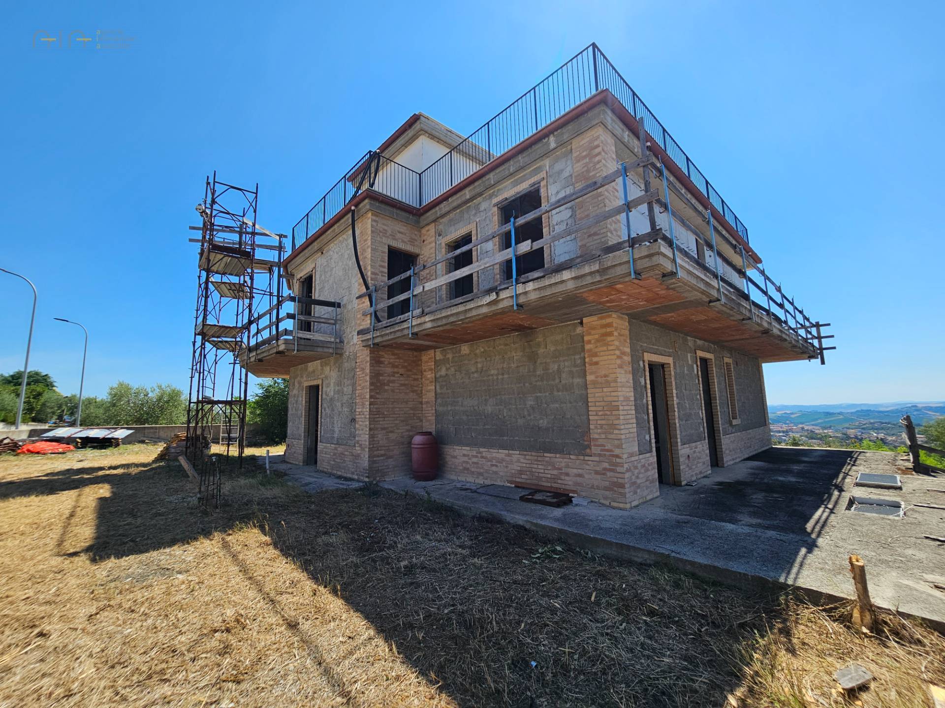 Villino a schiera / bifamiliare in vendita a Offida, Collinare / Campagna