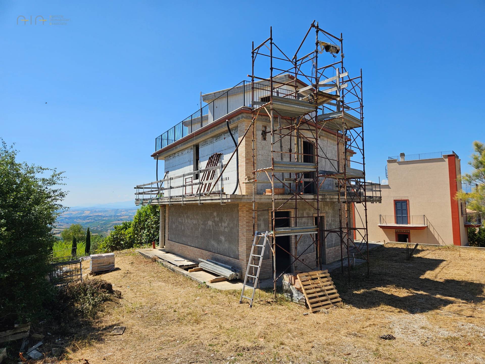 Villino a schiera / bifamiliare in vendita a Offida, Collinare / Campagna