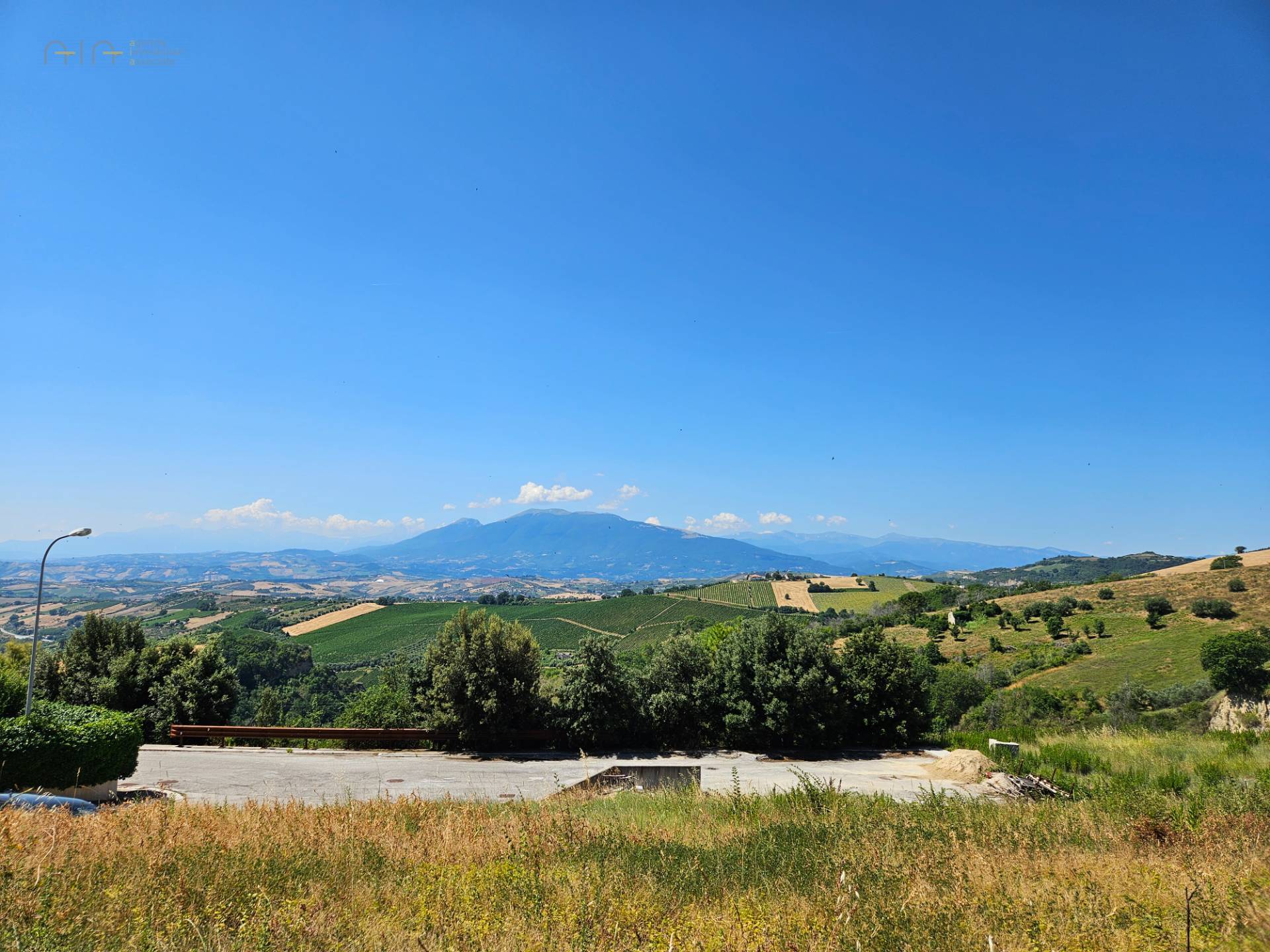 Villino a schiera / bifamiliare in vendita a Offida, Collinare / Campagna