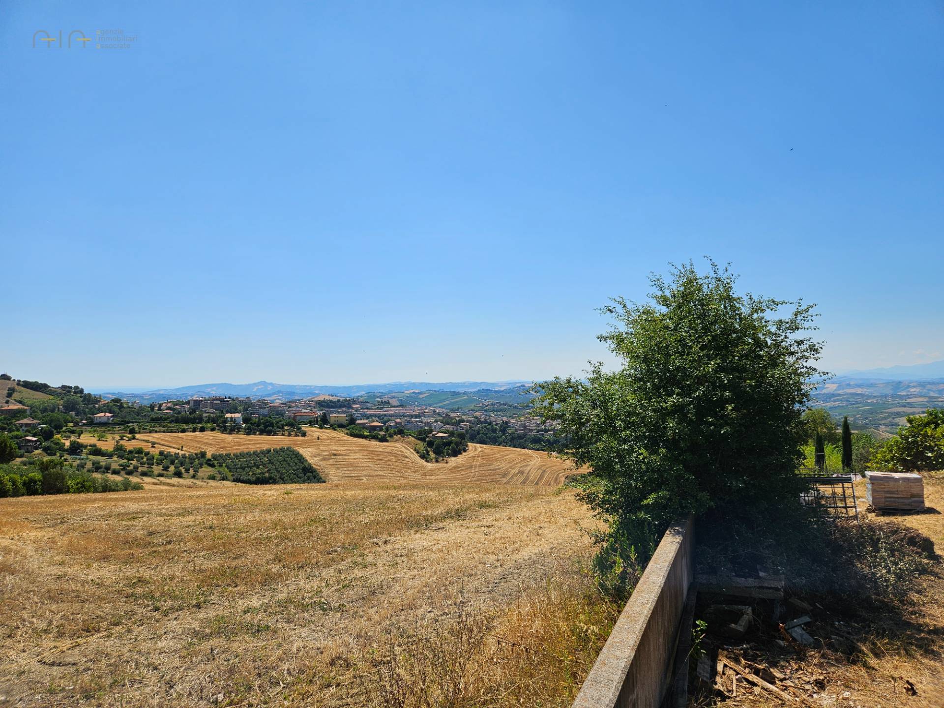 Villino a schiera / bifamiliare in vendita a Offida, Collinare / Campagna